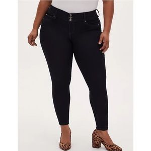 Torrid Dark Rinse Jegging - Size 22
